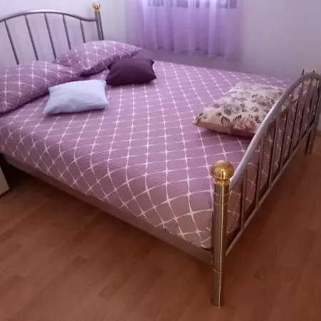 Kunjasic Apartment *