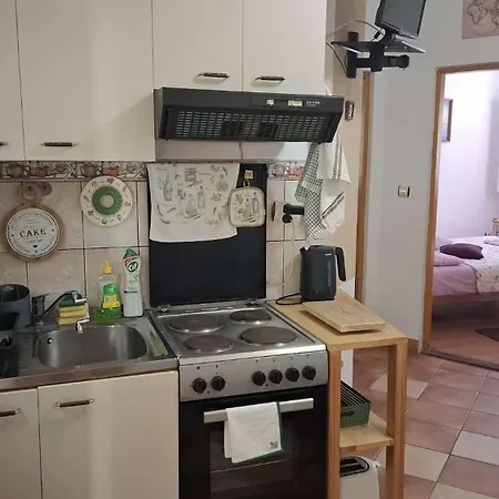 Kunjasic * Trstenik