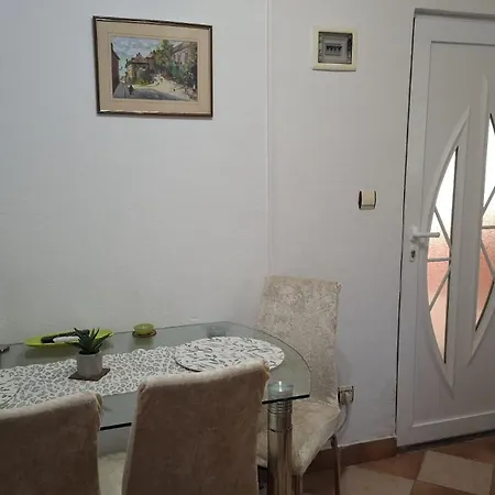 Apartman Kunjasic Trstenik