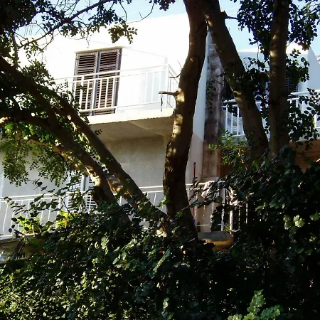 Kunjasic Apartment *