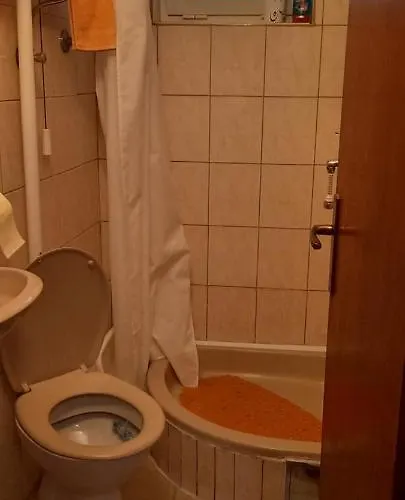 דירה Kunjasic טרסטניק