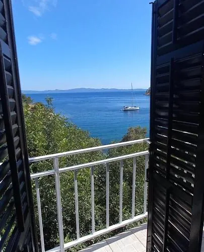 Kunjasic * טרסטניק