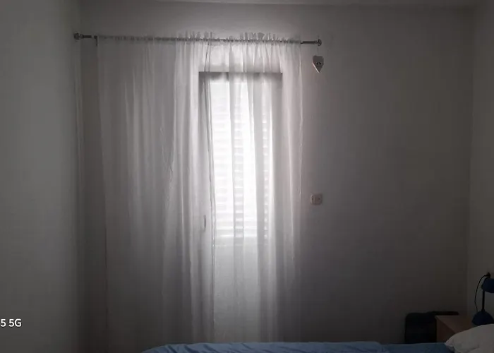 דירה Kunjasic טרסטניק