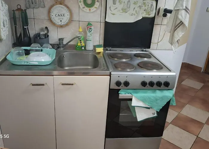 Kunjasic טרסטניק